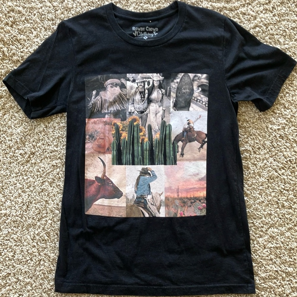 🌵Black Short Sleeve Tee with Western Graphics🌵